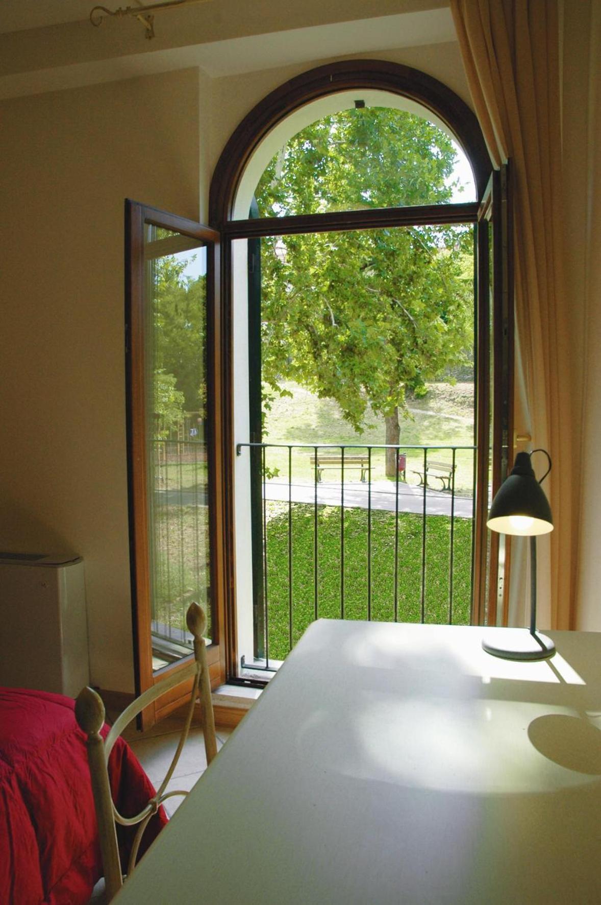Residence Bizzoni Terni Exterior foto